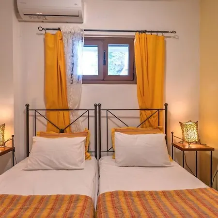 Helios Casa vacanze Lefkogeia